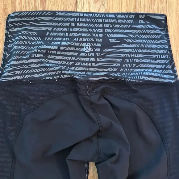 Lululemon sz 4 Wunder Under Black Gray Stripe Play Slate High waist full on luon - Picture 5 of 5